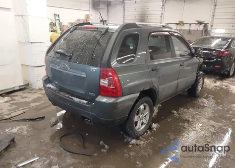 2009 Kia Sportage Lx V6 z USA, uszkodzony, nr VIN KNDJE723797611654